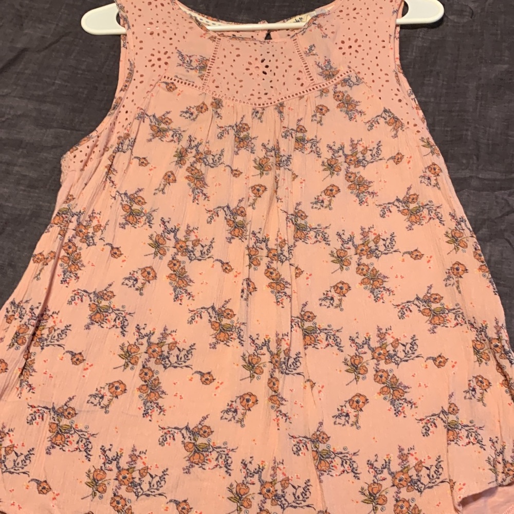 Tank too large super light weight and soft